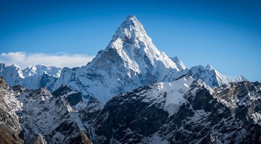 Kala Patthar: Nepal’s Most Famous Viewpoint Complete Guide (Height, Views, and How to Get There)