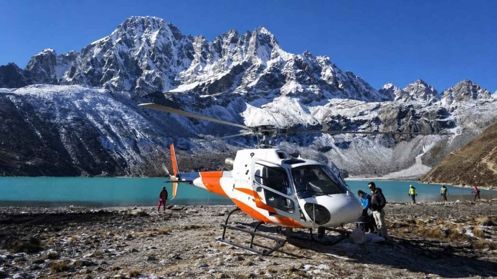 everest helicopter with gokyo lake