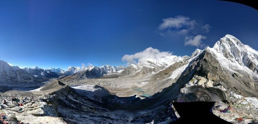What You See on an Everest Helicopter Tour: Mountains, Glaciers, and Landmarks Explained