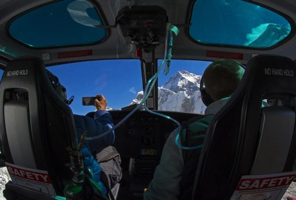 Last Minute Everest Helicopter Tour Booking: Availability, Pricing and What to Know